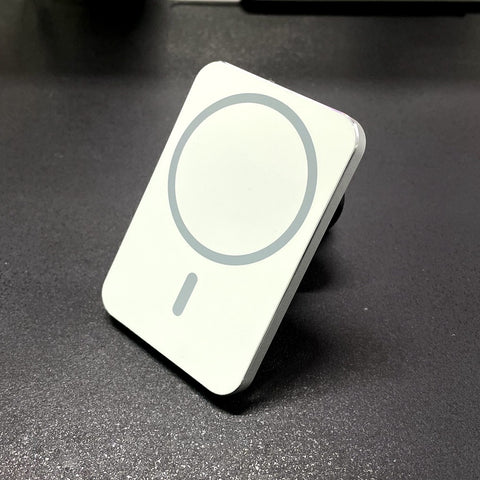 Image of 15W Magsafe Wireless charger use in car air vent holder for mobile phones